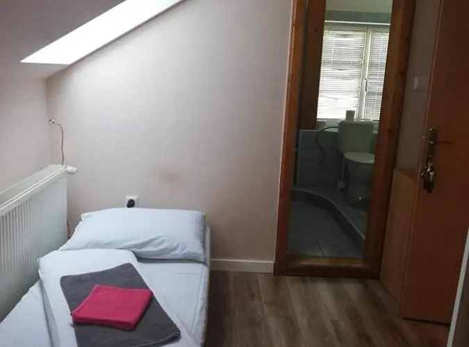 Twins Guest house 3*